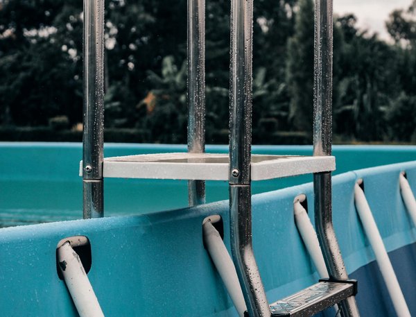 Chaise japandi : Élégance minimaliste pour votre intérieur